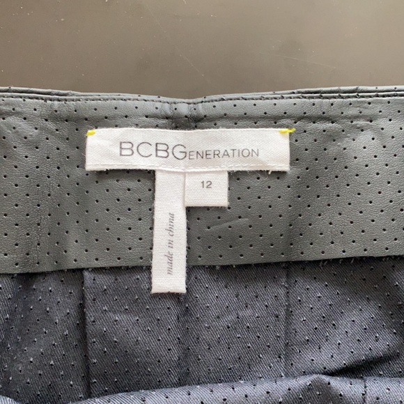 Mini skirt - pleather - Picture 2 of 2